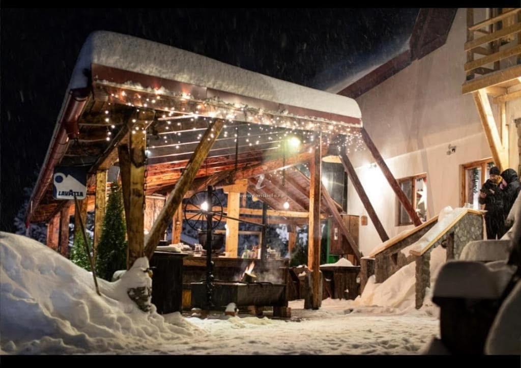 Casa Valasoaia Săcele Exteriör bild
