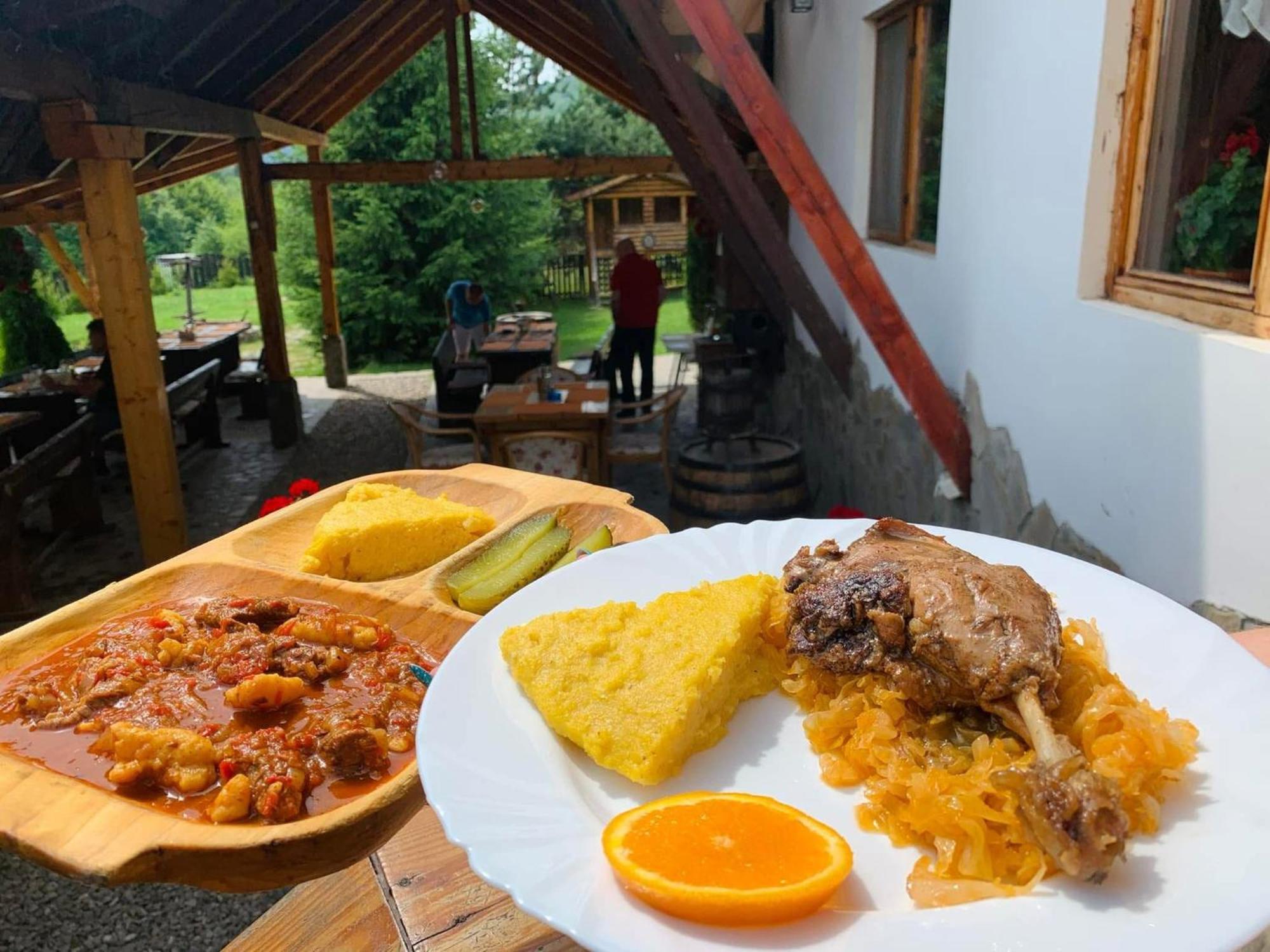 Casa Valasoaia Săcele Exteriör bild