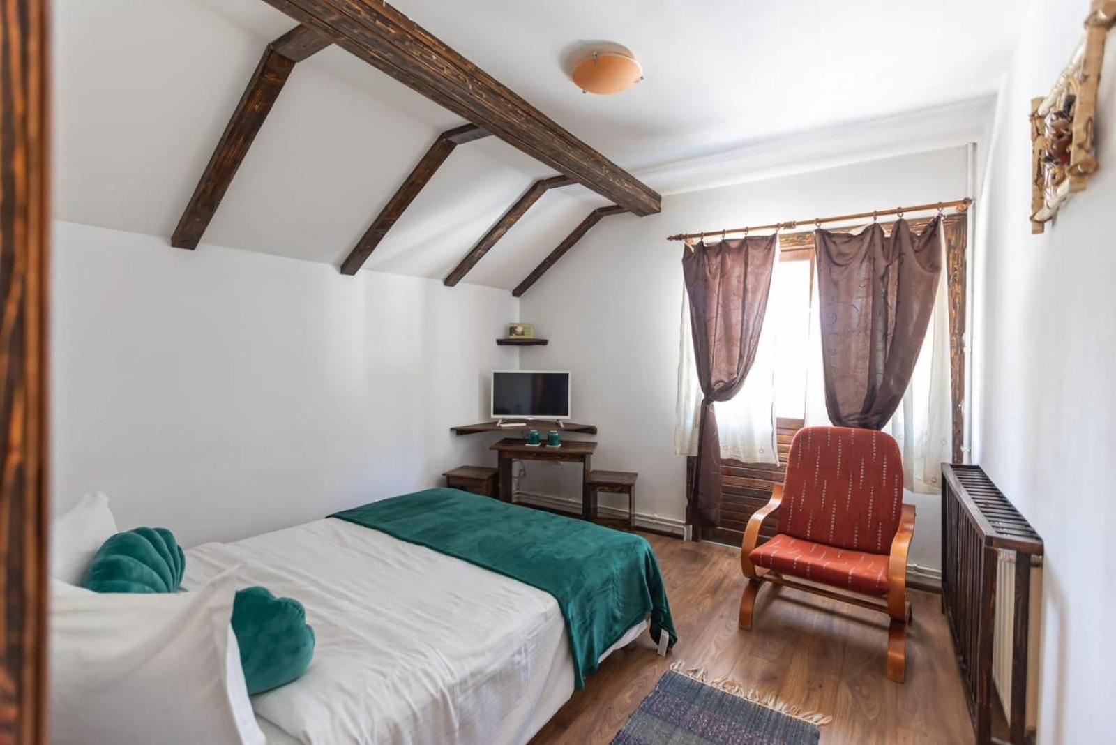 Casa Valasoaia Săcele Exteriör bild